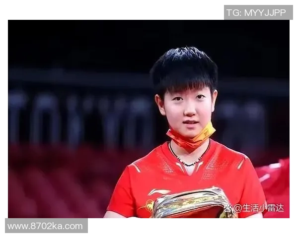 脖子受伤的足球明星如何克服伤痛重返赛场的励志故事